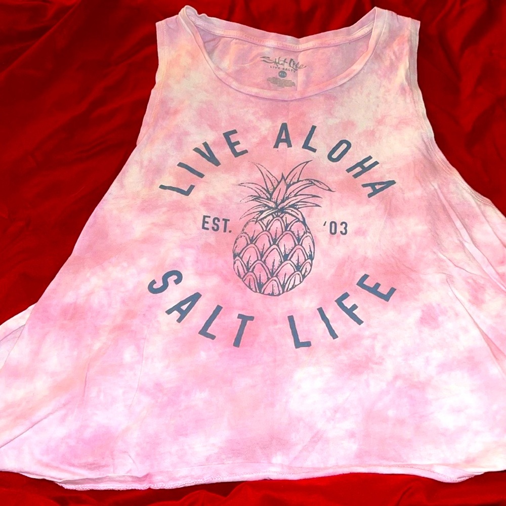 Pink tank top